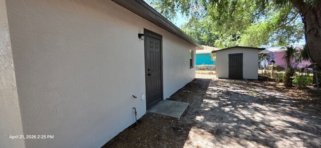 Foto del edificio - Charming 3BR/2BA Bradenton Home with Extra Storage & Parking
