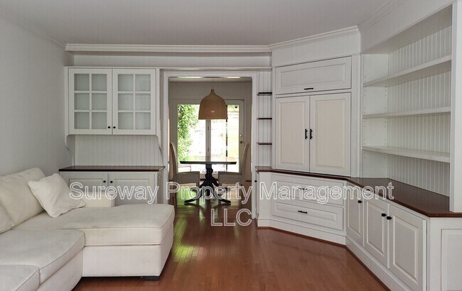 Foto del edificio - 329 Catch Penny Ln