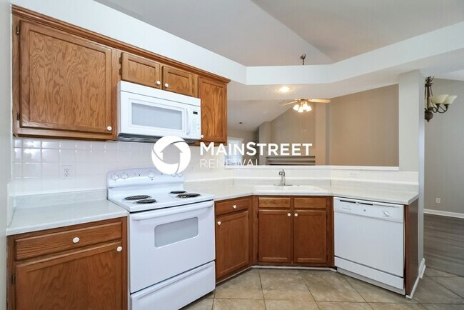 Foto del edificio - 3 Bedroom Pet-Friendly Home in Lewisville, NC with Main Street Renewal