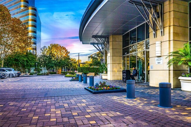 Foto del edificio - 1901 Post Oak Blvd