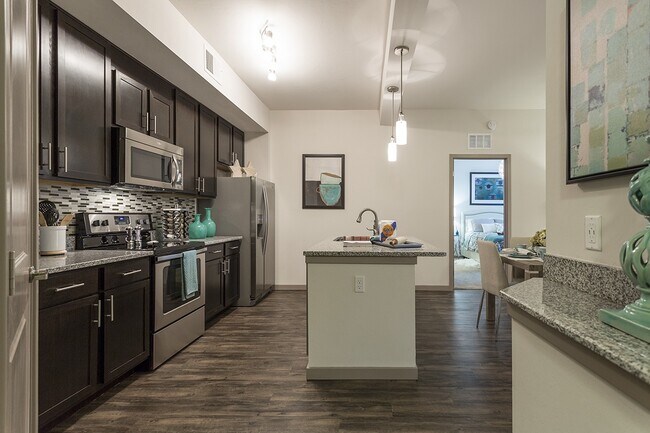 Interior Photo - Orchid Run