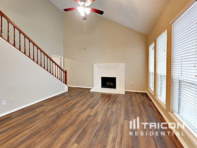 Building Photo - 809 Waggoman Road Blue Mound TX