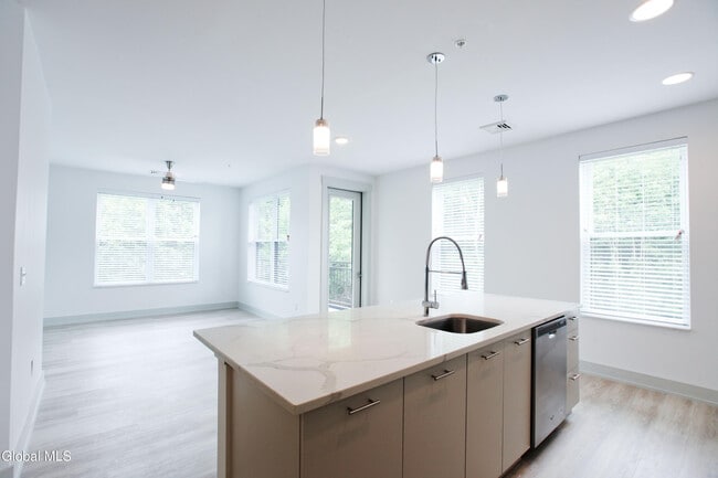 Foto del edificio - 25 Whistler Ct