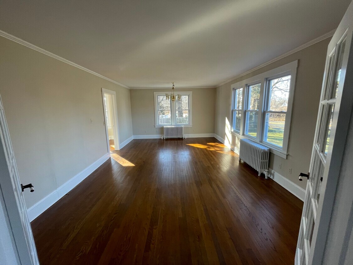 134 Washington Ave, Suffern, NY 10901 Apartments in Suffern, NY