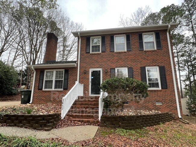 Building Photo - 2617 Valley Woods Ct
