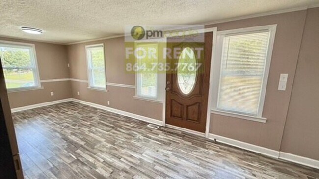 Building Photo - 114 Radcliff Dr