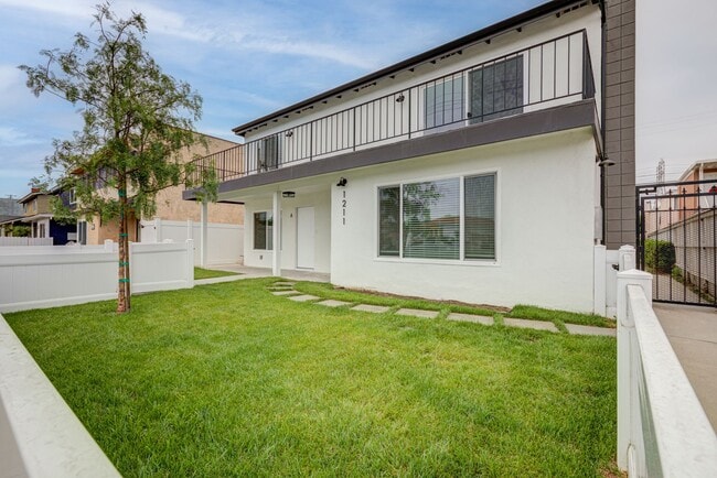 Photo - 1211 Beryl St Apartment