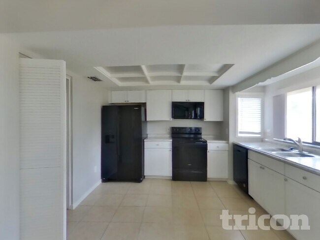 Building Photo - 8708 Bishopswood Dr