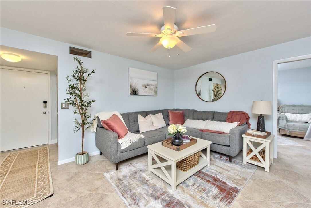 Primary Photo - 3655 Boca Ciega Dr