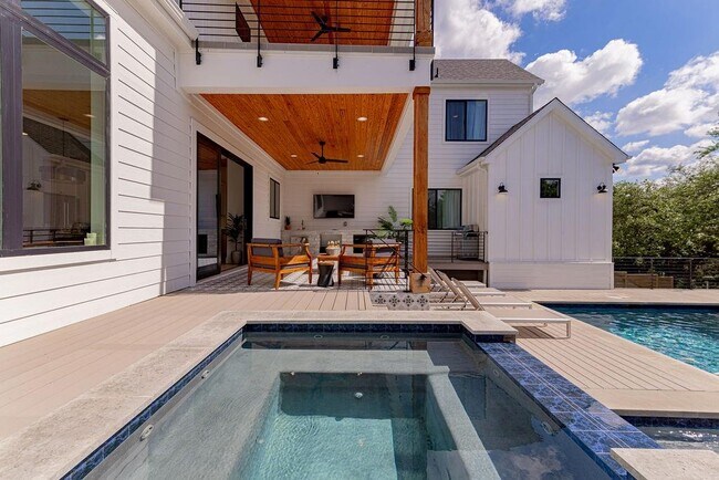 Foto del edificio - 1201 Canyon Edge Dr