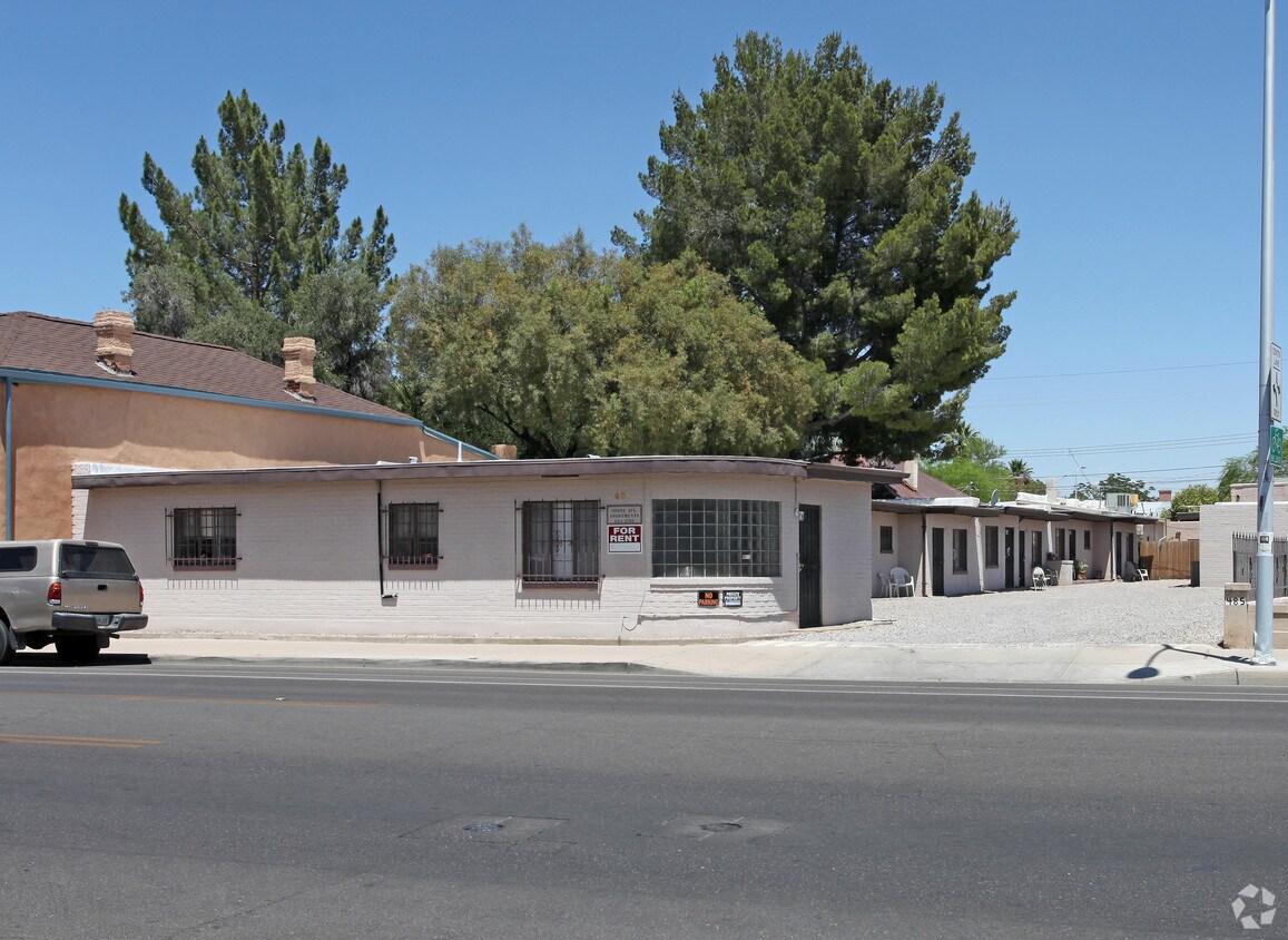 Building Photo - 485 S Stone Ave
