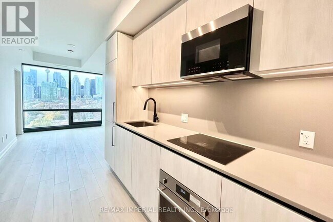 Photo du bâtiment - 35 Parliament St