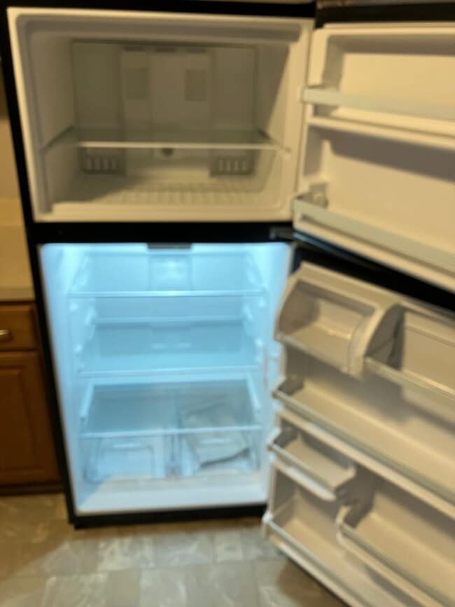 Photo - Spacious 4 bedroom 1.5 bath ranch Eastwood House