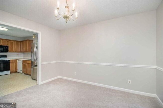 Foto del edificio - 1560 Red Briar Way