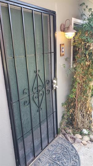 Foto del edificio - 2770 Island Ave