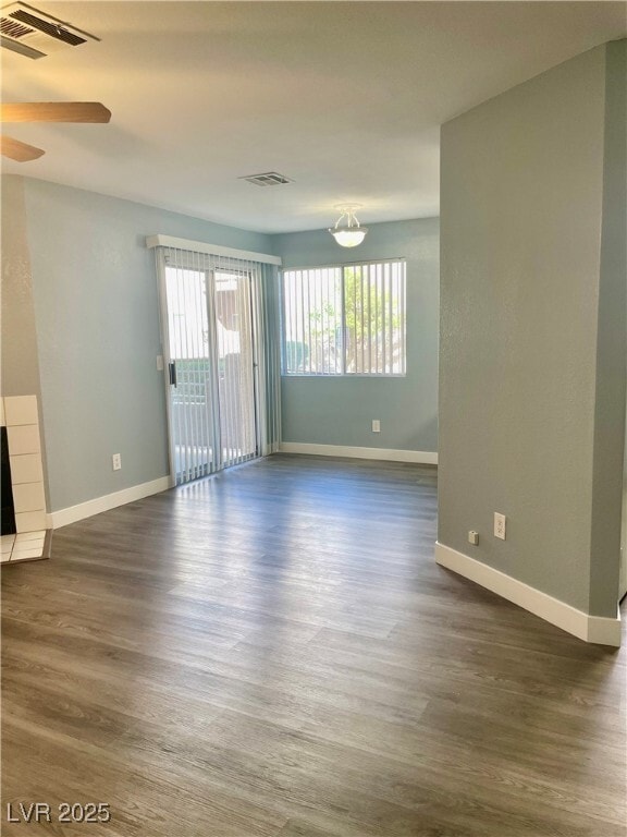 Building Photo - 6881 Tamarus St