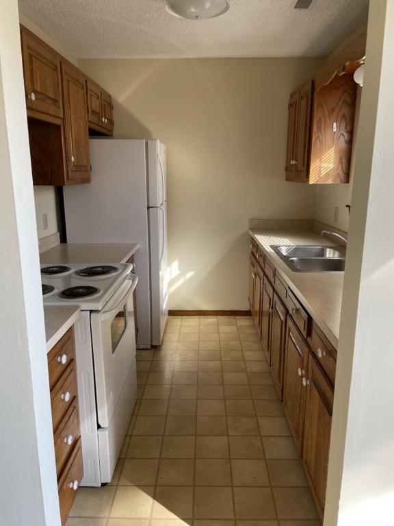 Building Photo - 1802 S Olive
