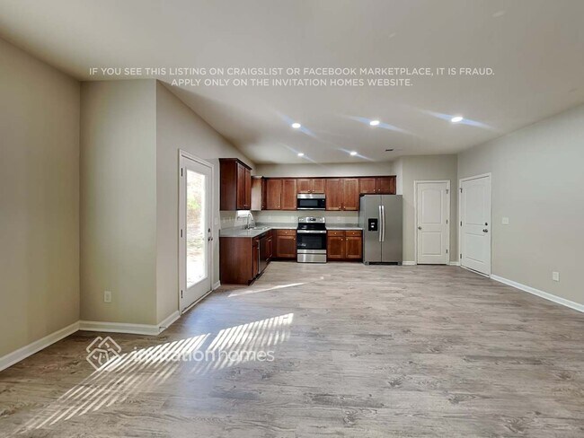 Foto del edificio - 436 Grenier Terrace NE