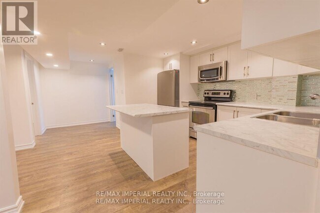 Photo du bâtiment - 388 Becker Rd