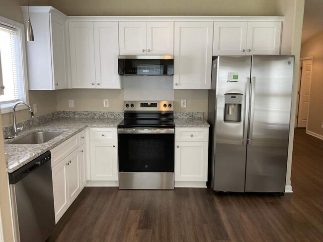 Foto del edificio - 1501 Majestic Meadow Dr