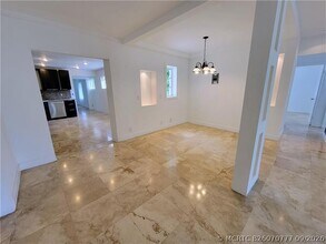 Building Photo - 2531 Funston St