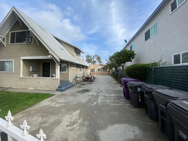 Photo - 1372 Gaviota Ave House