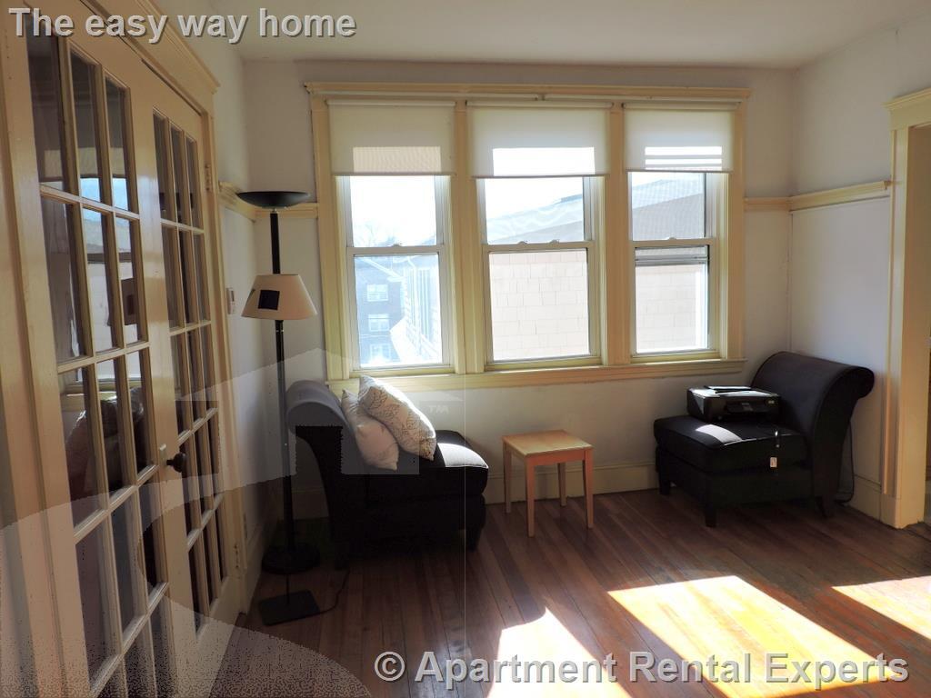Primary Photo - 25 Durham St