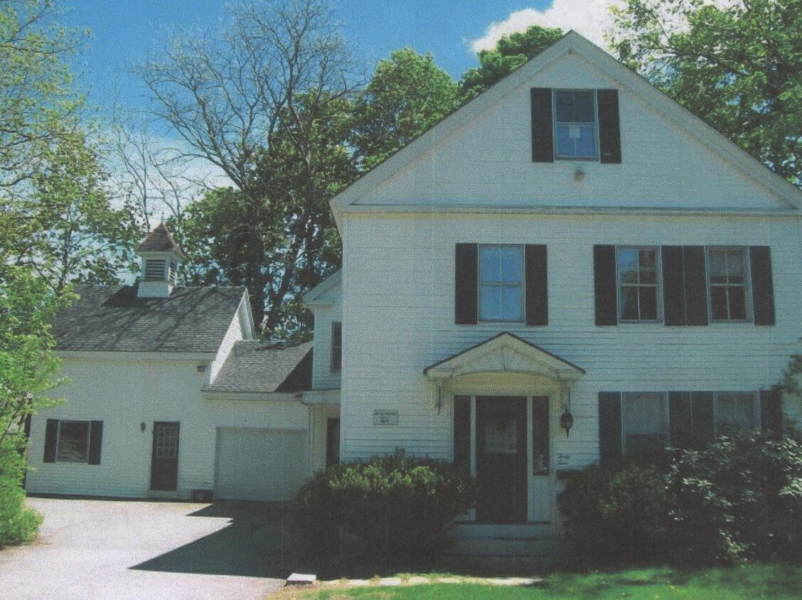 Primary Photo - 42 Gay St
