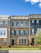 Building Photo - 1705 Cottonwood Grove Rd