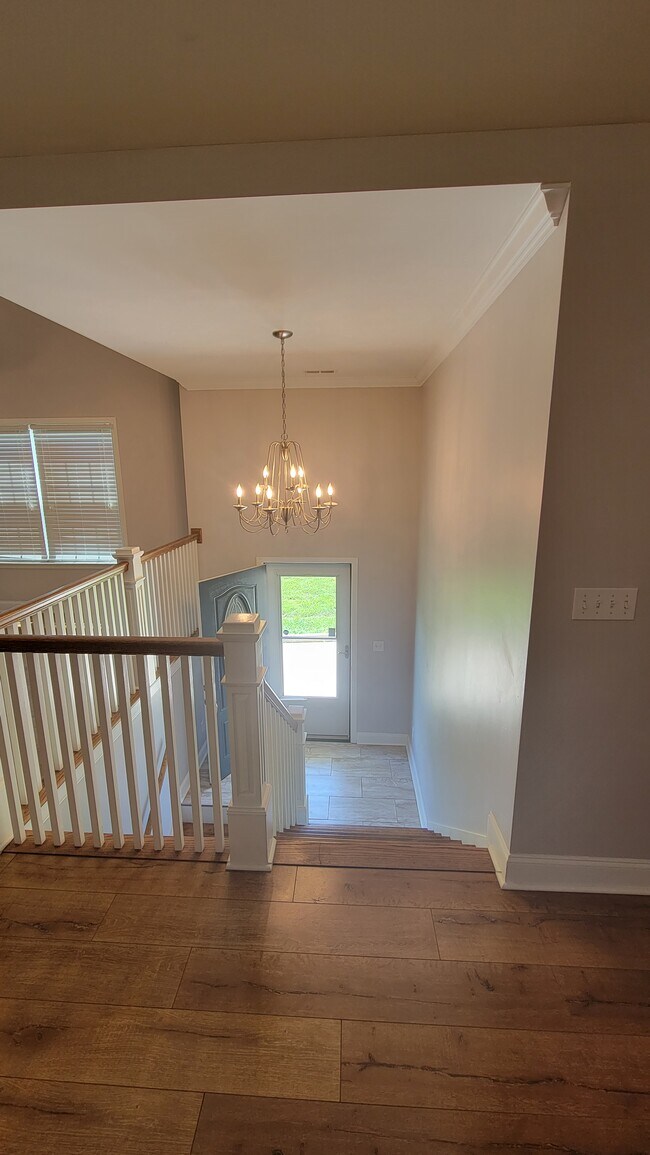 Entry-Foyer - 9644 Falcon Crest Dr