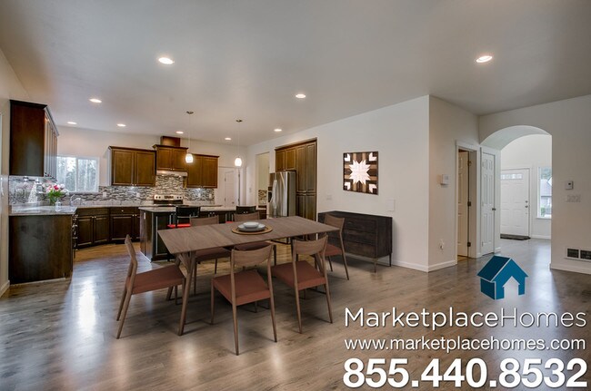 Foto del edificio - 1463 Minterbrook Rd
