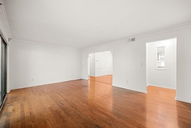 Foto del edificio - 6851 Roswell Rd