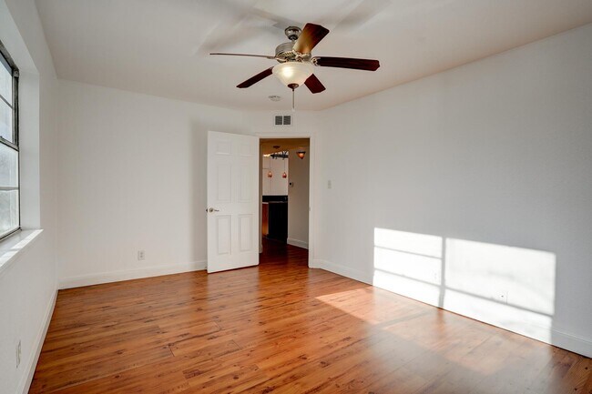 Bedroom 1 - 4306 Avenue A