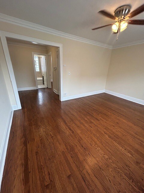 Foto del edificio - 2510 N Leclaire Ave