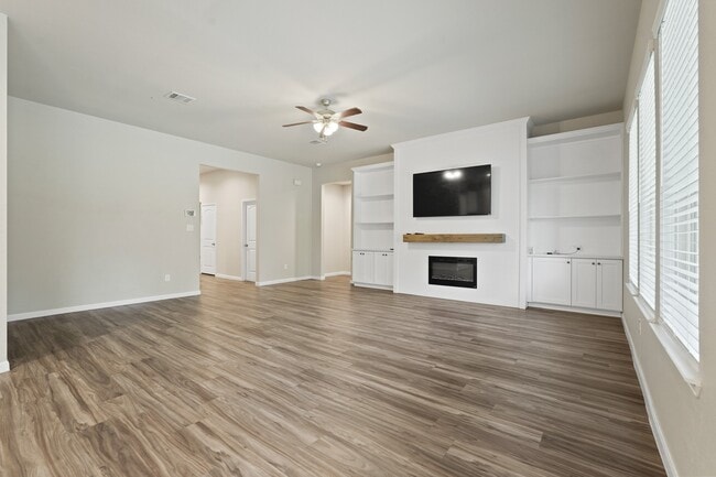 Building Photo - 18206 Bayonne Channel Ct