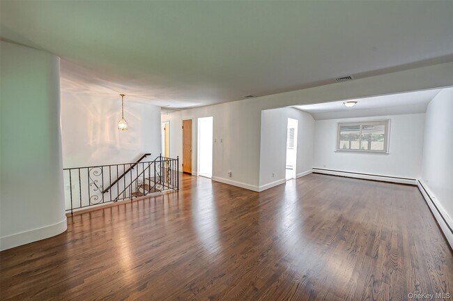 Foto del edificio - 26 Valleywood Rd