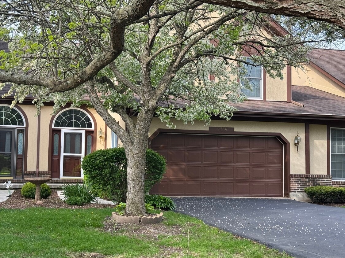 Primary Photo - 11754 Pebble Beach Dr