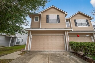 Building Photo - 210 Drake Run Ln