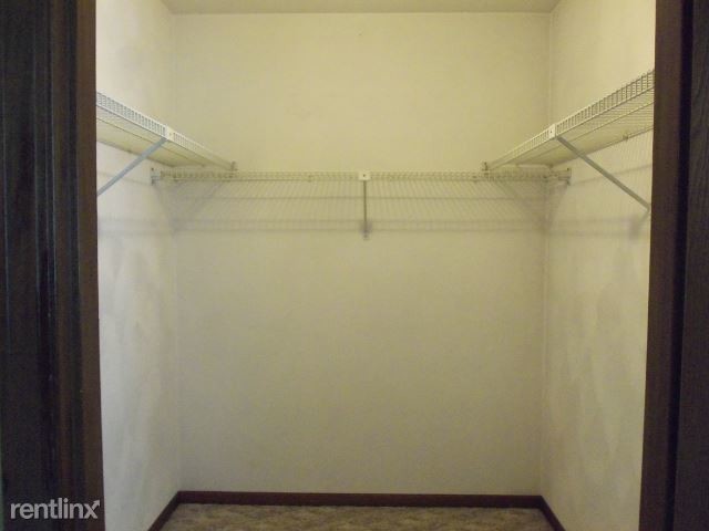 Building Photo - 1 br, 1 bath Apartment - 525 W H St Apt 3