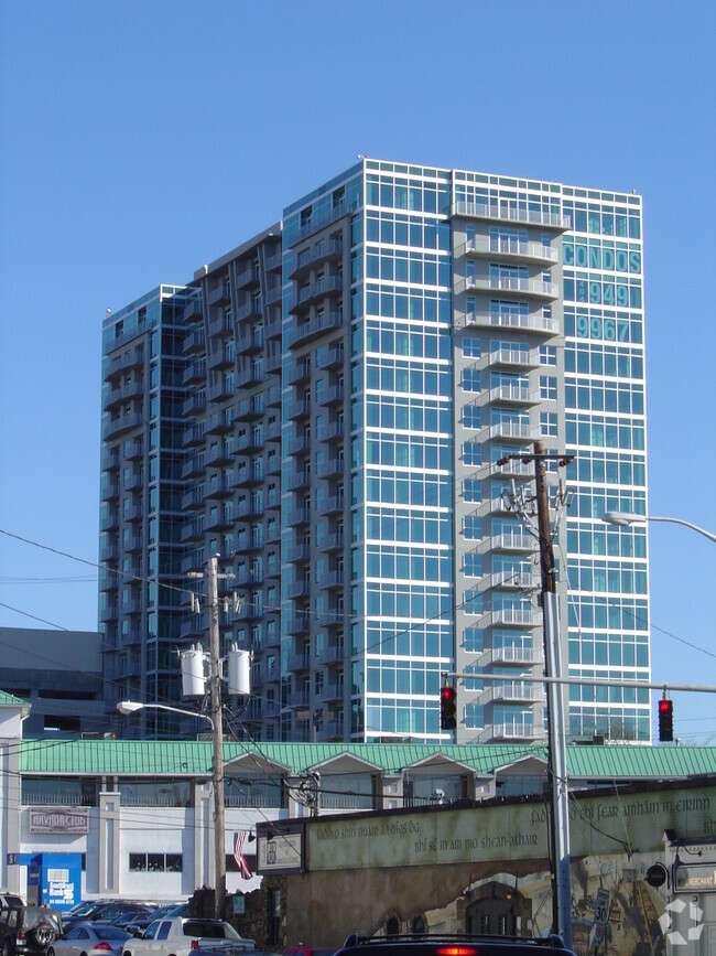 Southeast view - Eclipse Buckhead