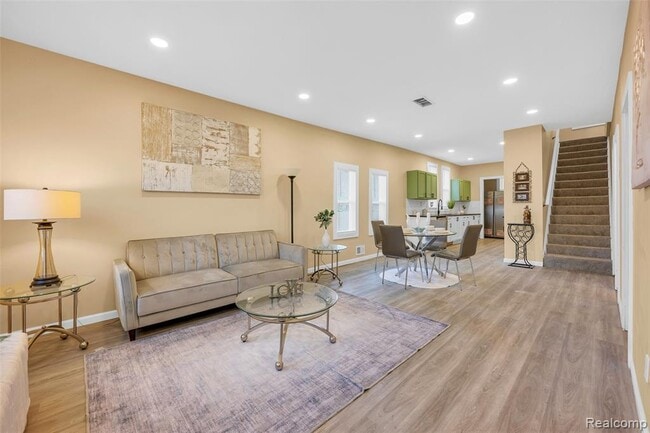 Foto del edificio - 8857 Charlevoix St