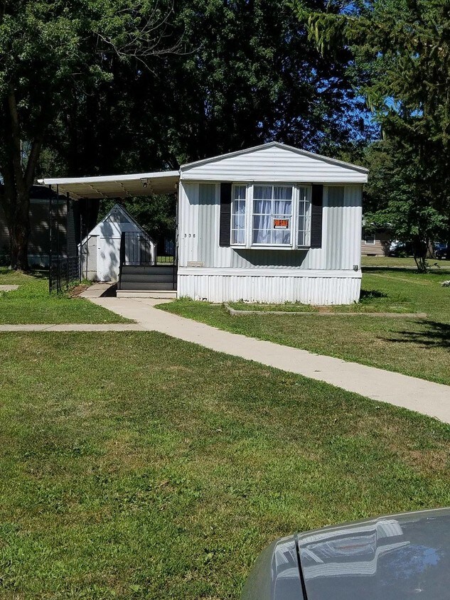 536 Eastgate Dr, Waterloo, IA 50703 House Rental in Waterloo, IA