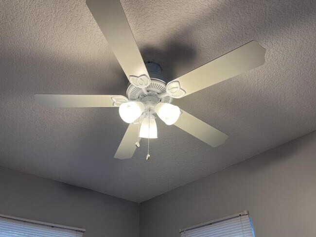 Building Photo - 3 bedroom in Jacksonville FL 32207