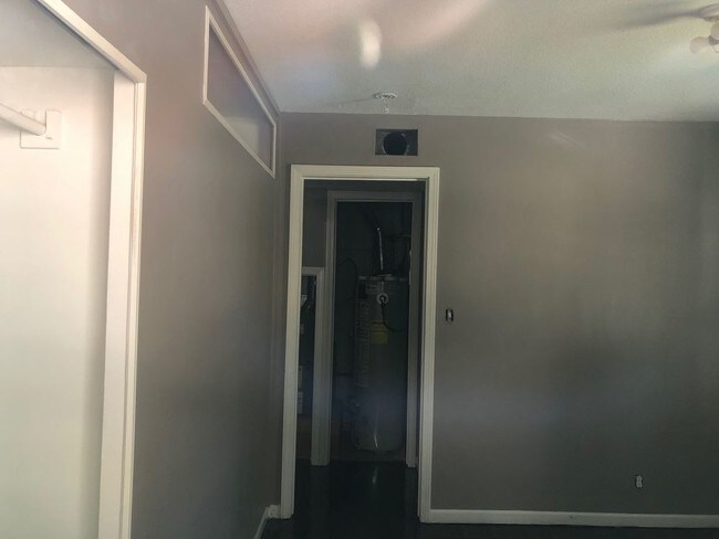 Foto del edificio - Charming Ranch Olathe Home