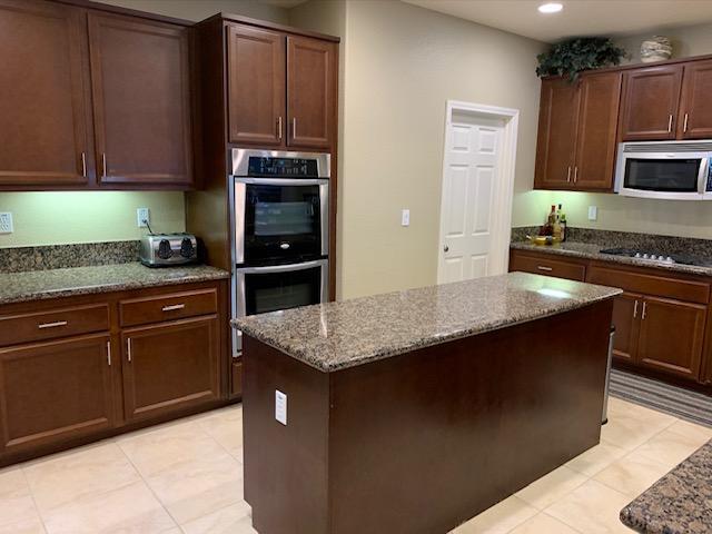 Building Photo - 4 bedroom in Roseville CA 95747