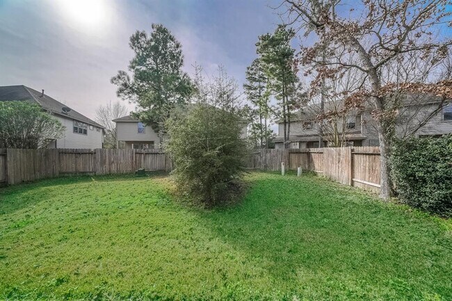 Building Photo - 31 Aquiline Oaks Pl