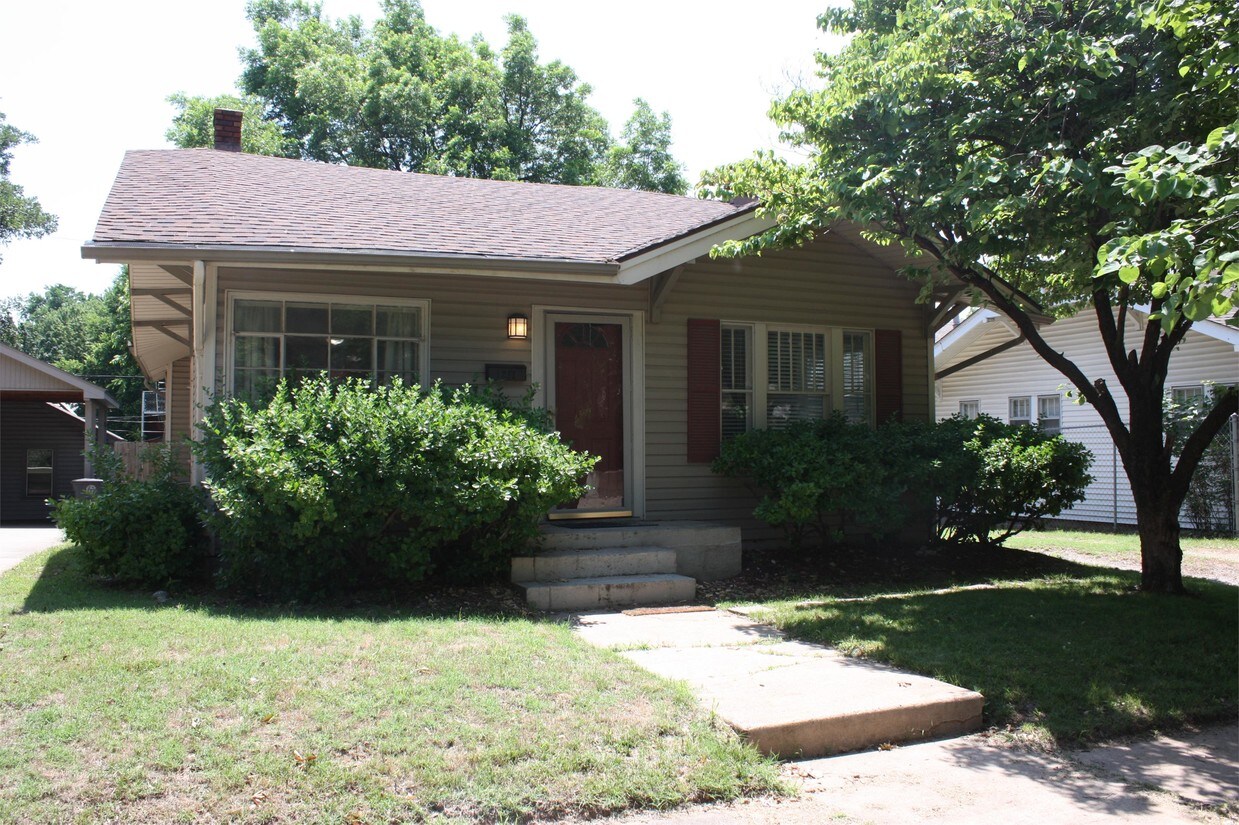 Foto principal - 1217 S Indian Ave