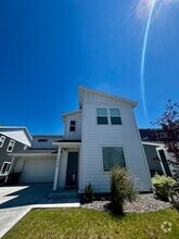 Building Photo - 1500 Zephyr Way
