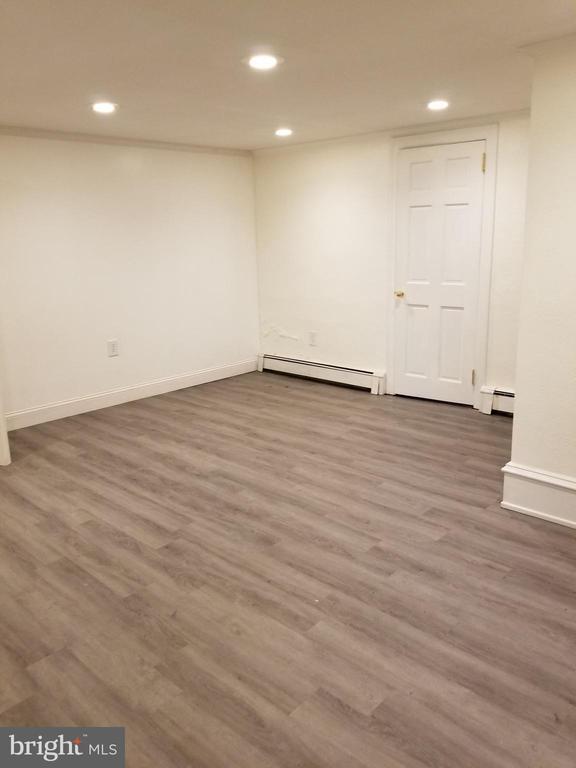 Foto principal - 1500 Mineral Spring Rd