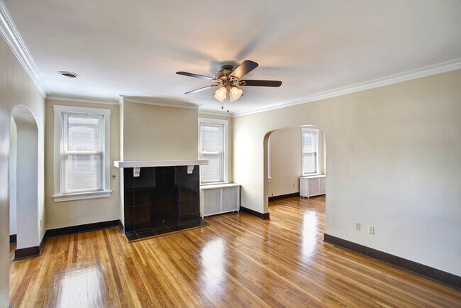 Foto del edificio - 1838 Shaw Ave